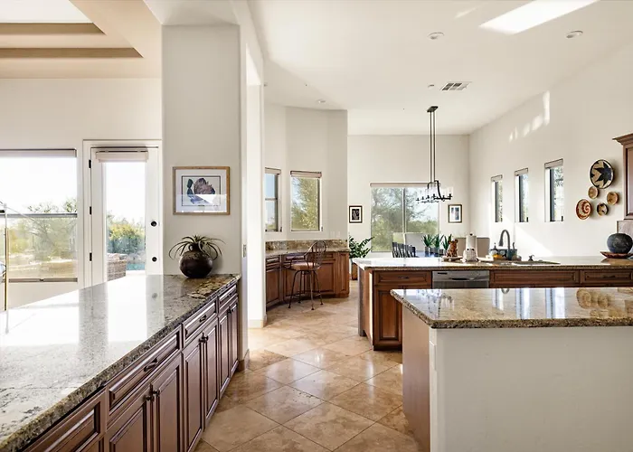 Desert Oasis With Pool Black Mountain Views Scottsdale