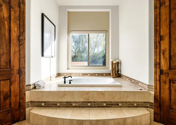 Desert Oasis With Pool Black Mountain Views Holiday home *