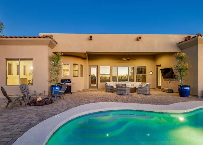 Desert Oasis With Pool Black Mountain Views *